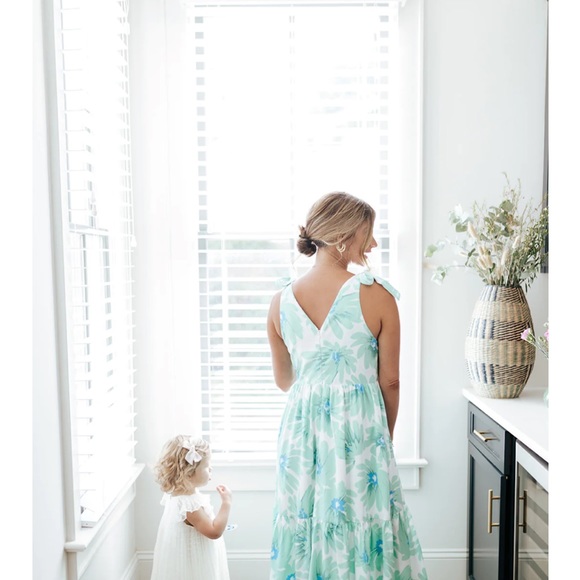 EUC Vestique Marco Island Maxi Dress - Picture 5 of 5